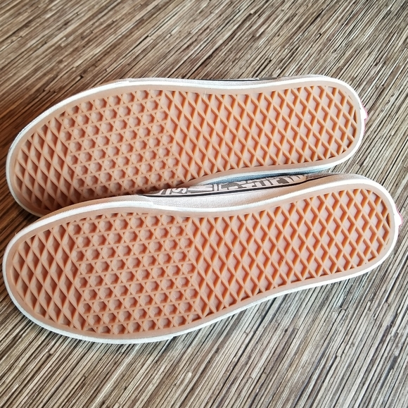 SOLD on ebay Vans Old Skool Logo Print Shoes - 10 - Picture 7 of 8